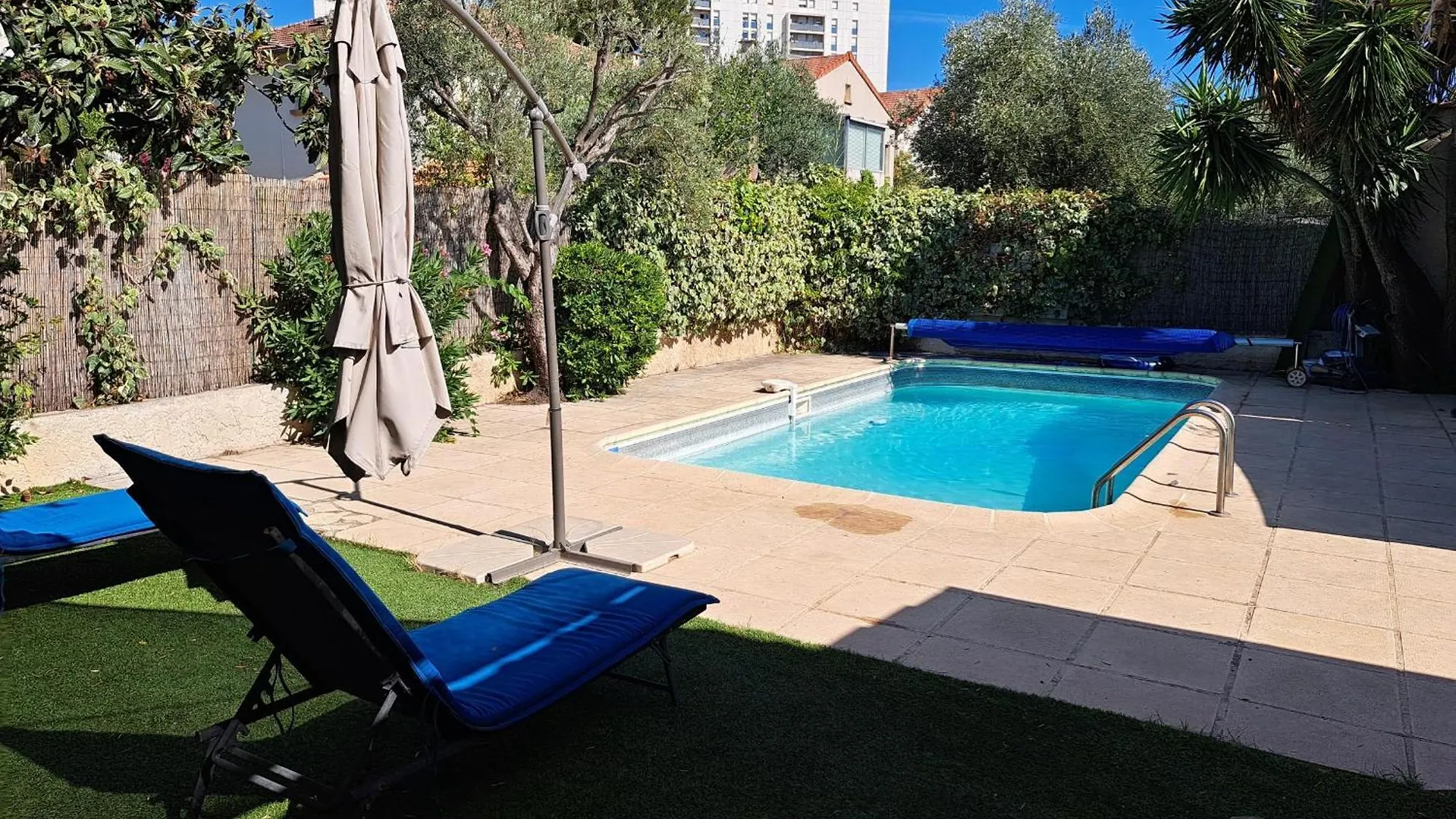 Homestay Chez J-Jm Apartment Marseille